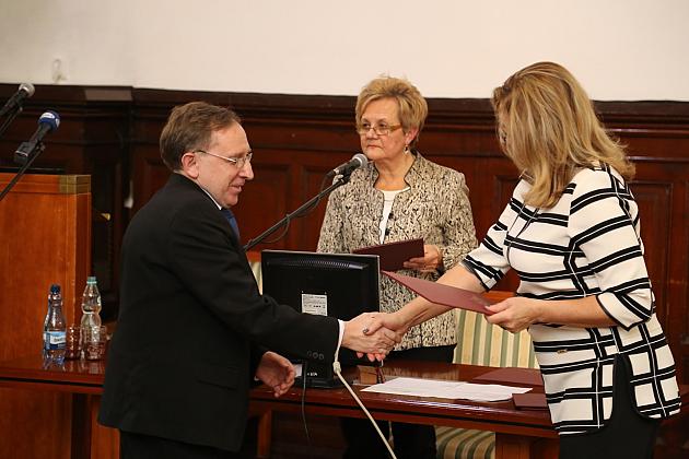 I sesja Rady Miejskiej – Burmistrz i Radni złożyli ślubowanie