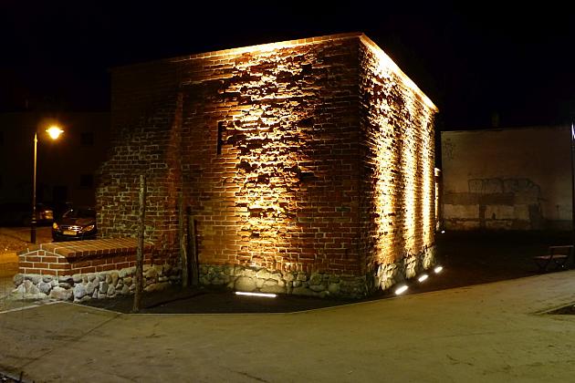 Skwer przy Przymurnej. Zabawa i wypoczynek