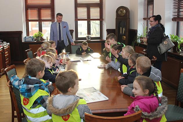 Przedświąteczna wizyta przedszkolaków