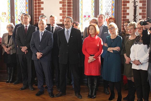 Biskup Kasyna z kolędą w ratuszu