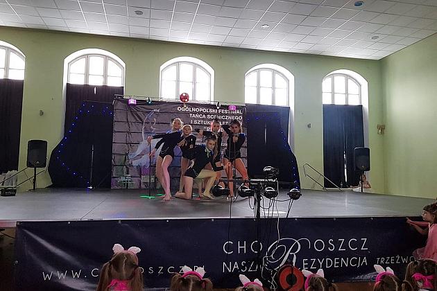 Sukcesy młodych tancerek z SP nr 8