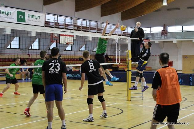 Zmiana lidera Amatorskiej Ligi Siatkówki w Lęborku