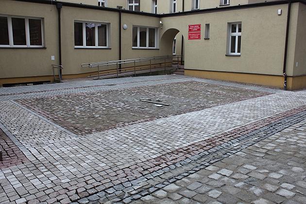 Franciszkańska i Armii Krajowej wybrukowana. Czas na Młynarską