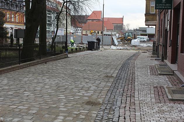 Franciszkańska i Armii Krajowej wybrukowana. Czas na Młynarską