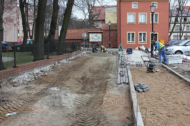 Franciszkańska i Armii Krajowej wybrukowana. Czas na Młynarską