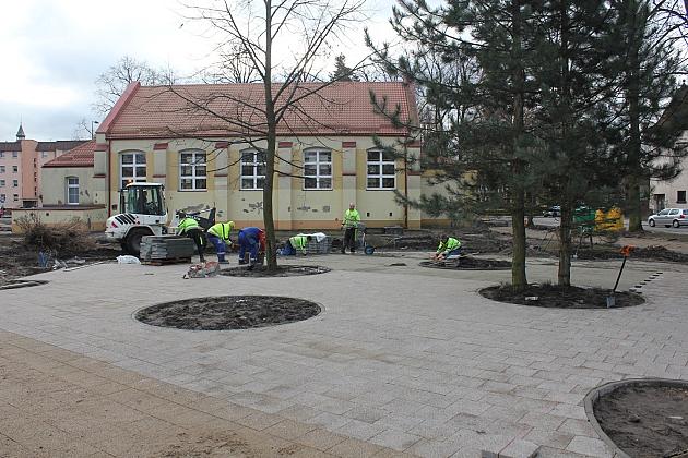 Budowa rolkowiska i terenu rekreacyjnego na placu Piastowskim