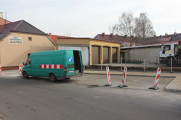 Nowe miejsca postojowe przy Węgrzynowicza