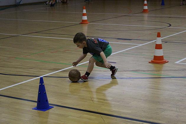 Miejskie Igrzyska Dzieci w Sztafetach Sprawnościowych klas II i III