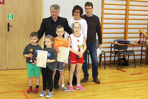 Miejskie Igrzyska Dzieci w Sztafetach Sprawnościowych klas II i III