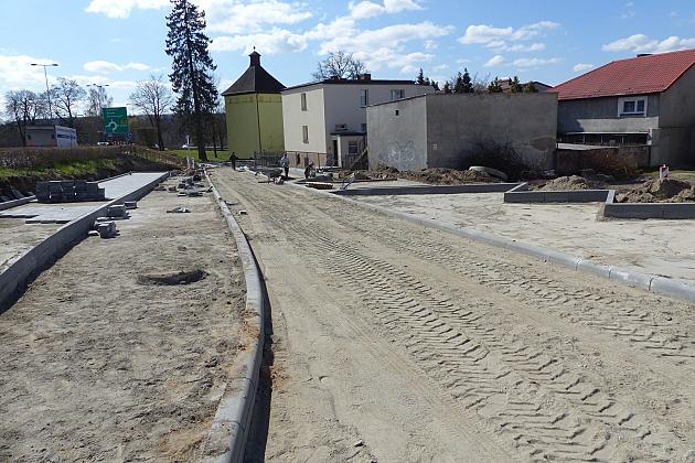 Nowa droga i parkingi w „Zakątku kultury”