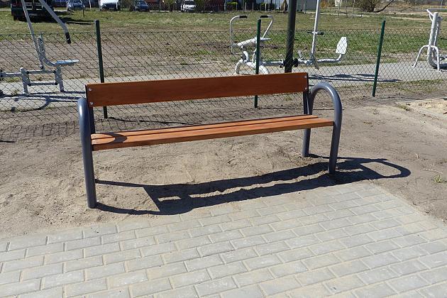 Plac zabaw przy Komuny Paryskiej otwarty!