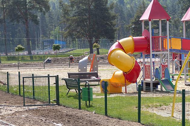 Nowy plac zabaw na Osiedlu Sportowa