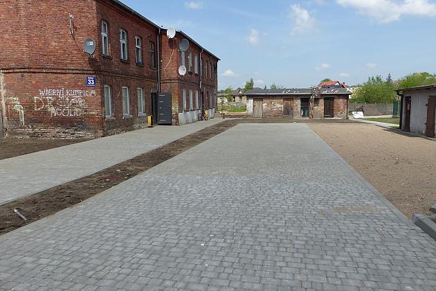 Przy ul. Malczewskiego powstaje duży teren rekreacyjny