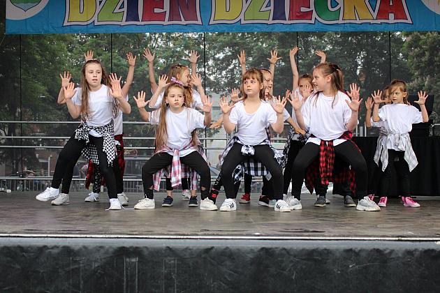 DZIEŃ DZIECKA. Super zabawa na Placu Pokoju