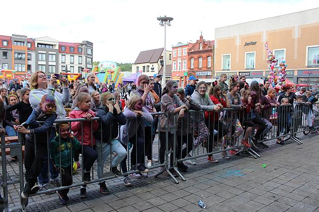 DZIEŃ DZIECKA. Super zabawa na Placu Pokoju