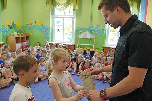 Przedszkole nr 6 odznaczyło „Szeryfów Praw Dziecka”