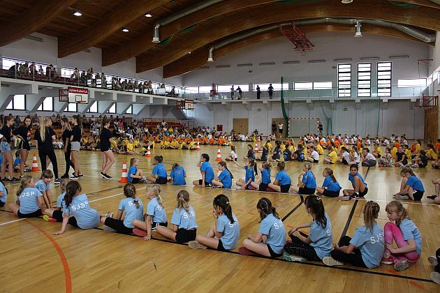 „Kto z nas lepiej i prędzej” – Konkurs Sportowy dla Szkół Podstawowych