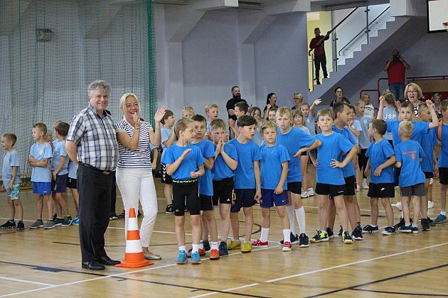 „Kto z nas lepiej i prędzej” – Konkurs Sportowy dla Szkół Podstawowych