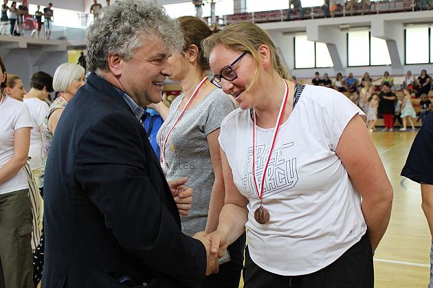 „Kto z nas lepiej i prędzej” – Konkurs Sportowy dla Szkół Podstawowych