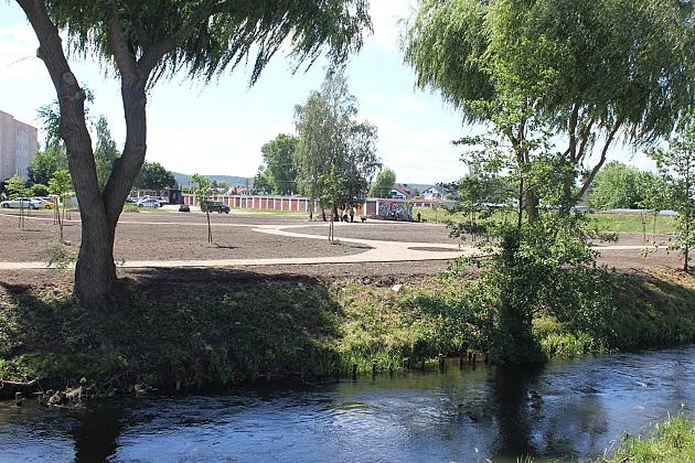 Przy Czołgistów powstaje teren zielony