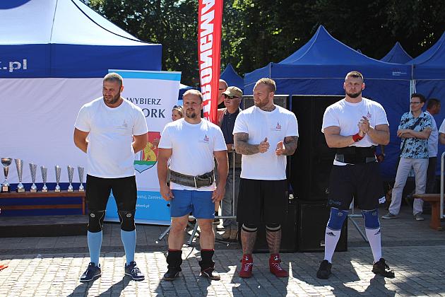 Tytani pokazali siłę na Placu Pokoju