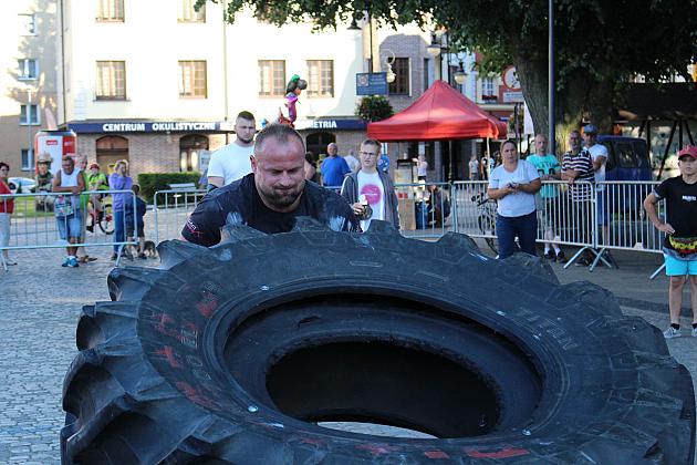Tytani pokazali siłę na Placu Pokoju