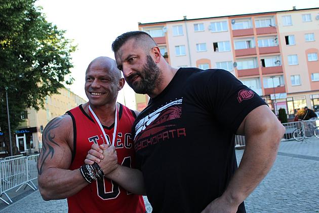 Tytani pokazali siłę na Placu Pokoju