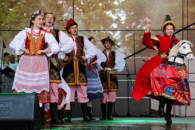 XIII Międzynarodowe Spotkania z Folklorem MUZYKA REGIONÓW już w piątek!