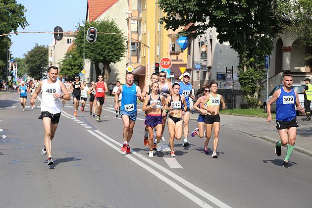 XIX Bieg Uliczny św. Jakuba. Do mety dobiegło 474 biegaczy