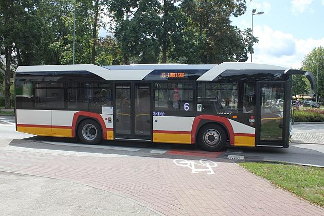 „Krótki” Solaris po ulicach miasta mknie…