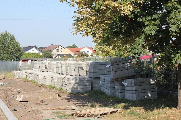 Przy Jagiellońskiej powstaje 50 nowych miejsc parkingowych