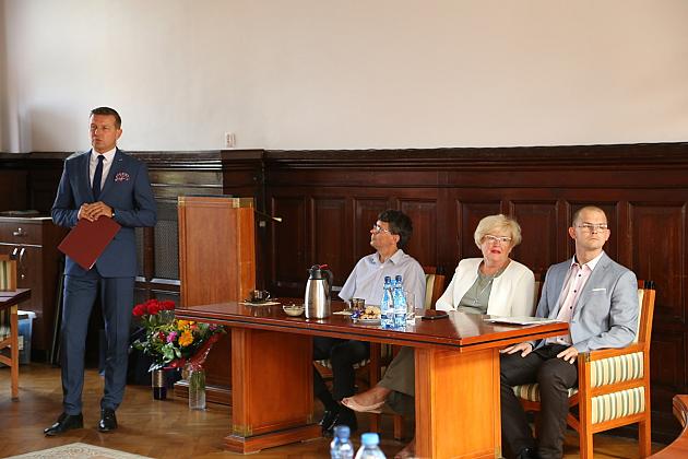 Spotkanie w ratuszu w sprawie nowego roku szkolnego