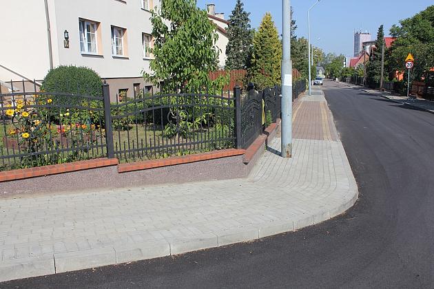 Nowy asfalt na Pionierów, Małoszyckiej, Kolonii i Kilińskiego