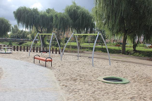 Rekreacja i wypoczynek nad rzeką przy Kazimierza Wielkiego