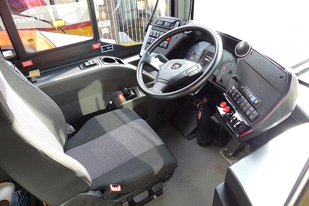 Nowe Solarisy w komplecie. Prezentacja autobusów w bazie ZKM-u