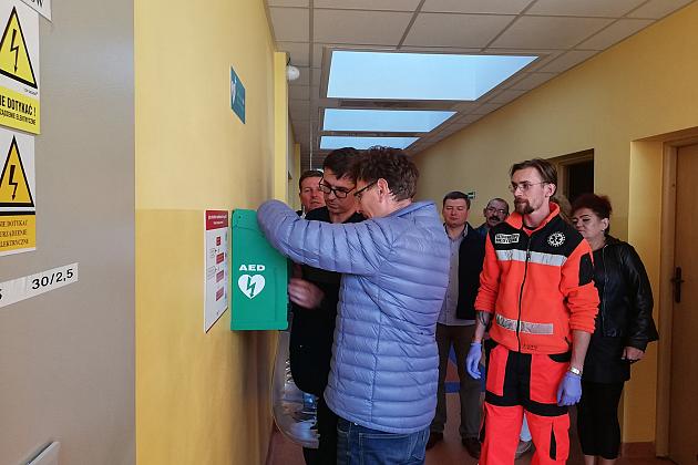 Zawody z pierwszej pomocy i pokaz użycia defibrylatora