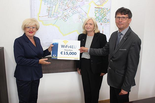 15.000 euro na bezpłatny dostęp do internetu