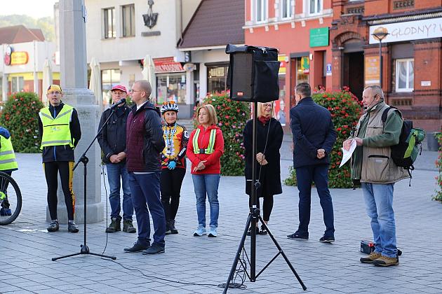 Zamiast samochodem pieszo lub rowerem