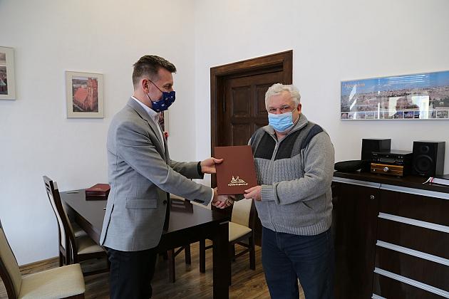 Podpisano pierwsze umowy na wsparcie realizacji zadań publicznych z zakresu sportu na 2021 r.