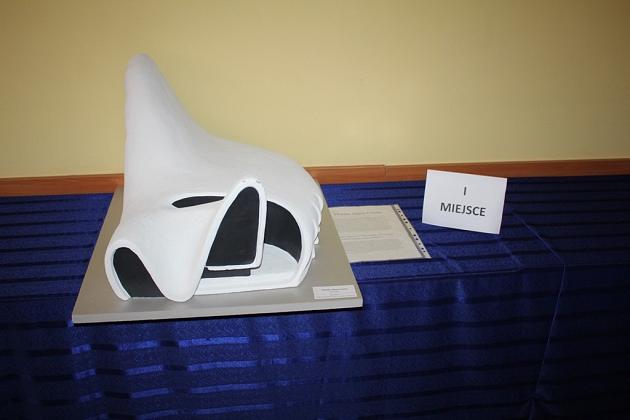 Nagrodzono laureatów konkursu PCE - „Każdy budować może”