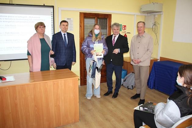 Nagrodzono laureatów konkursu PCE - „Każdy budować może”