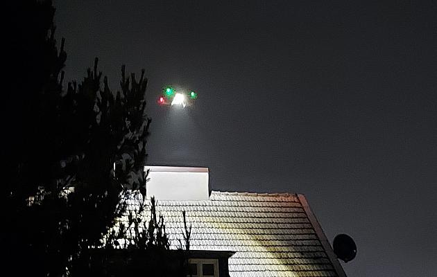 Dron ponownie bada jakość dymu z lęborskich kominów