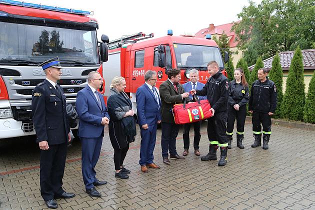Ochotnicza Straż Pożarna z nowym wyposażeniem