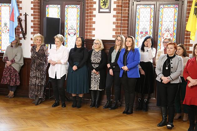 Biskup Ryszard Kasyna z kolędą w ratuszu