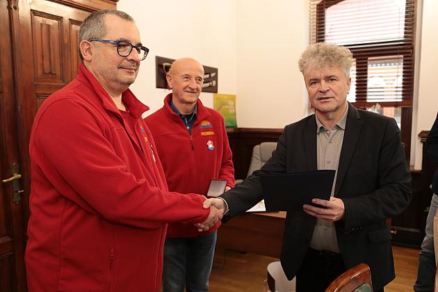 Lęborscy przewodnicy turystyczni uhonorowani