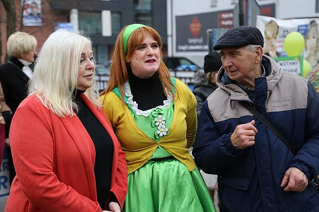 Obchody Pierwszego Dnia Wiosny w Lęborku: topienie marzann i rekreacyjny rajd pieszy