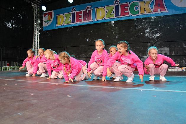 Radosny festyn z okazji Dnia Dziecka na Placu Pokoju w Lęborku