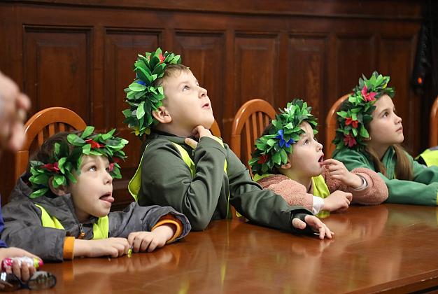 Wielkanocna wizyta przedszkolaków w lęborskim ratuszu