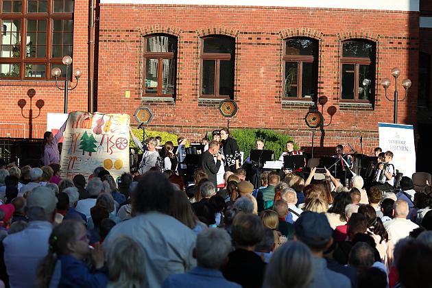 Letnie Granie ponownie na dziedzińcu ratusza – koncert akordeonowy z udziałem 33 młodych muzyków z całej Polski