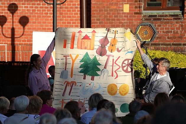 Letnie Granie ponownie na dziedzińcu ratusza – koncert akordeonowy z udziałem 33 młodych muzyków z całej Polski